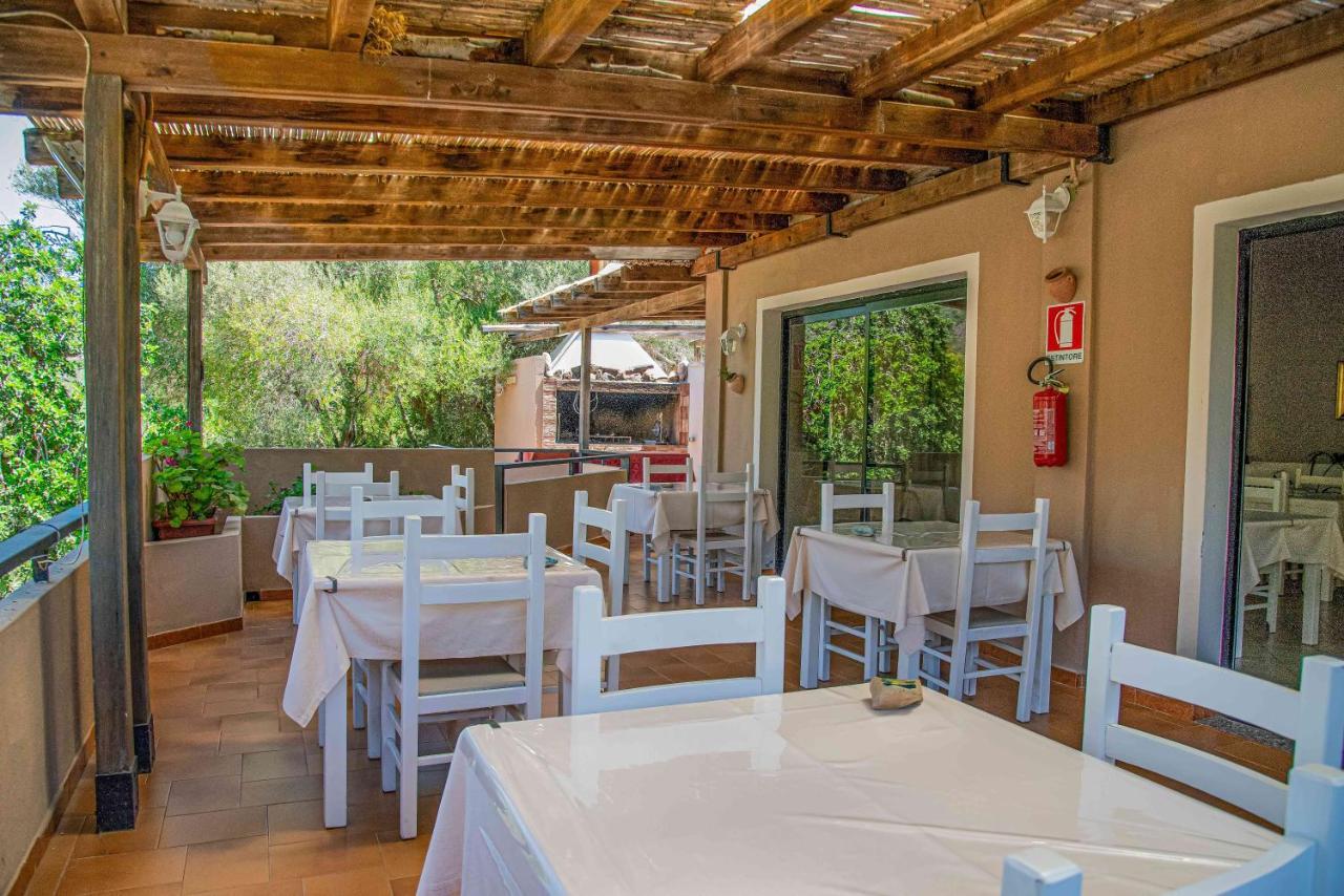 Hotel L'Oleandro Villasimius Exterior foto
